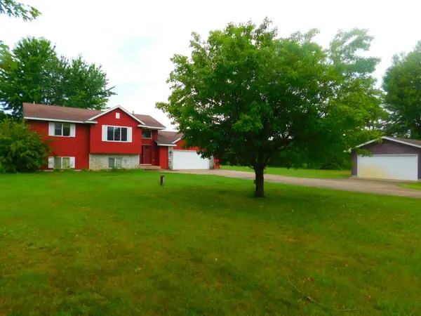 20042 Wild Rice Drive Ne, Wyoming, MN 55092