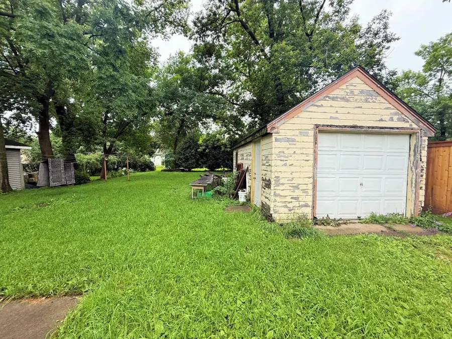 604 13th Street Sw, Willmar, MN 56201 - #3