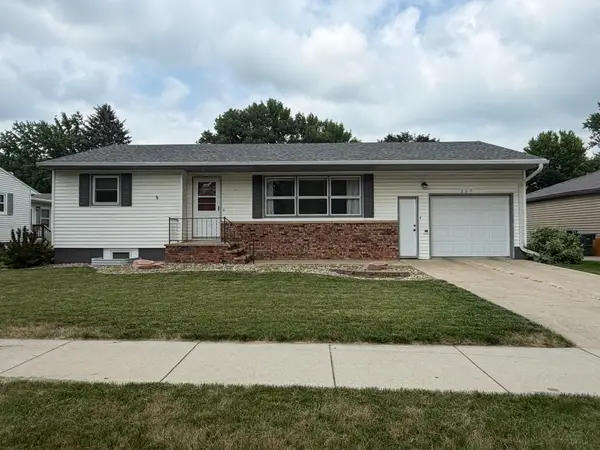 209 E Barck Avenue, Luverne, MN 56156