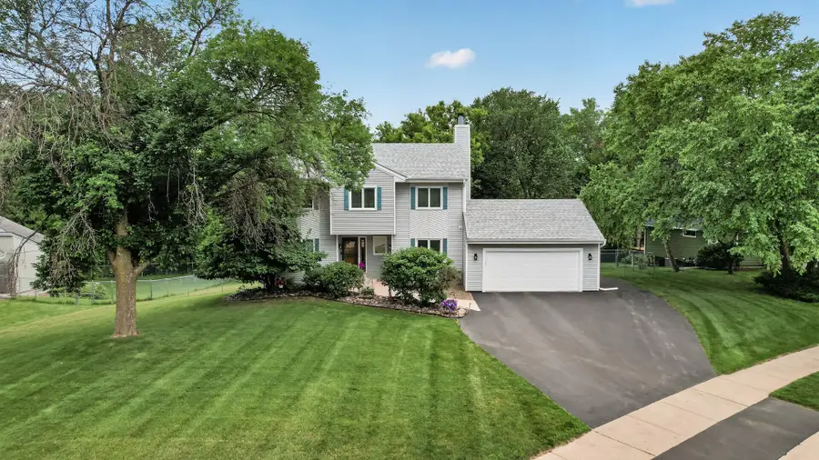 18425 Harrogate Drive, Eden Prairie, MN 55346 - #2