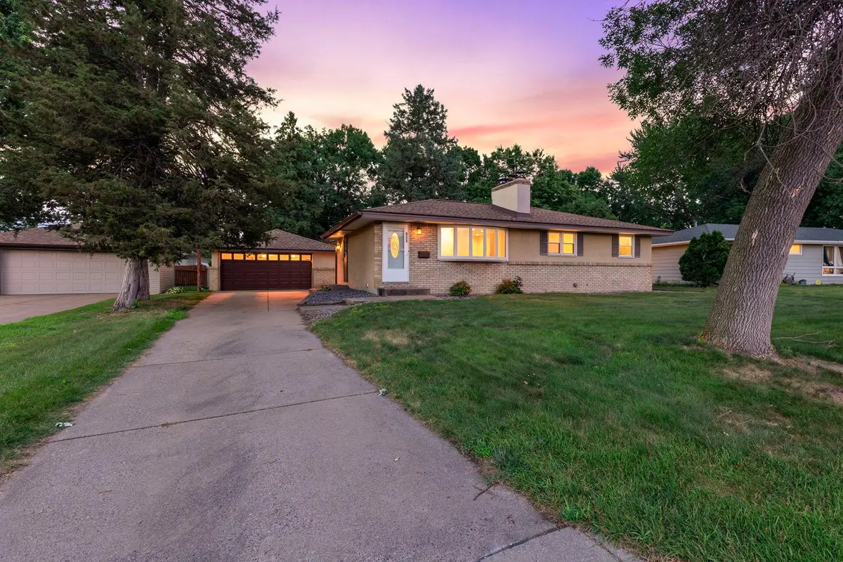 831 Overton Drive Ne, Fridley, MN 55432 - #1