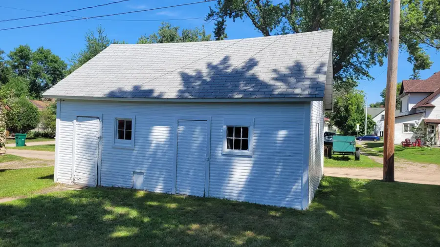1609 Pine Street, Brainerd, MN 56401 - #2