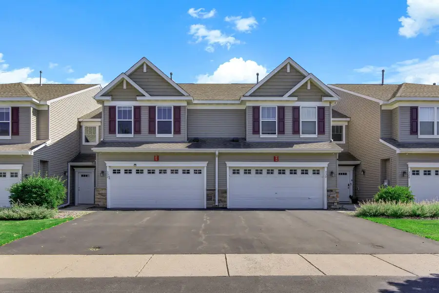 332 Orendorff Way Ne, Minneapolis, MN 55421 - #2