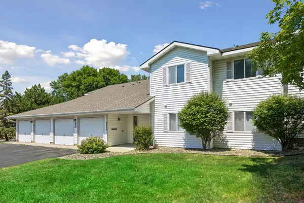 6260 Magda Drive #B, Osseo, MN 55369