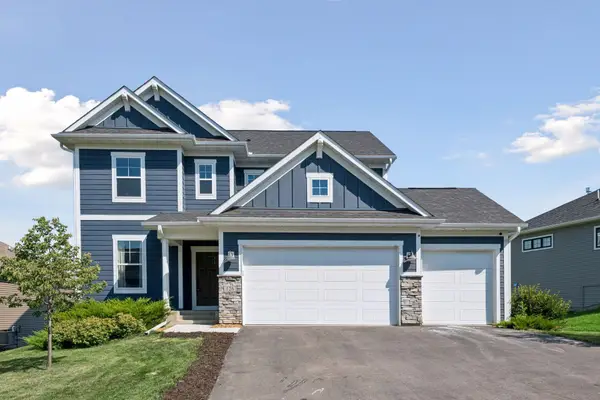 126 Maple Terrace, Waconia, MN 55387