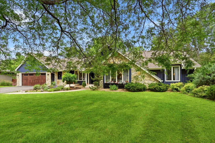 8913 S Minnehaha Circle, Minneapolis, MN 55426 - #2