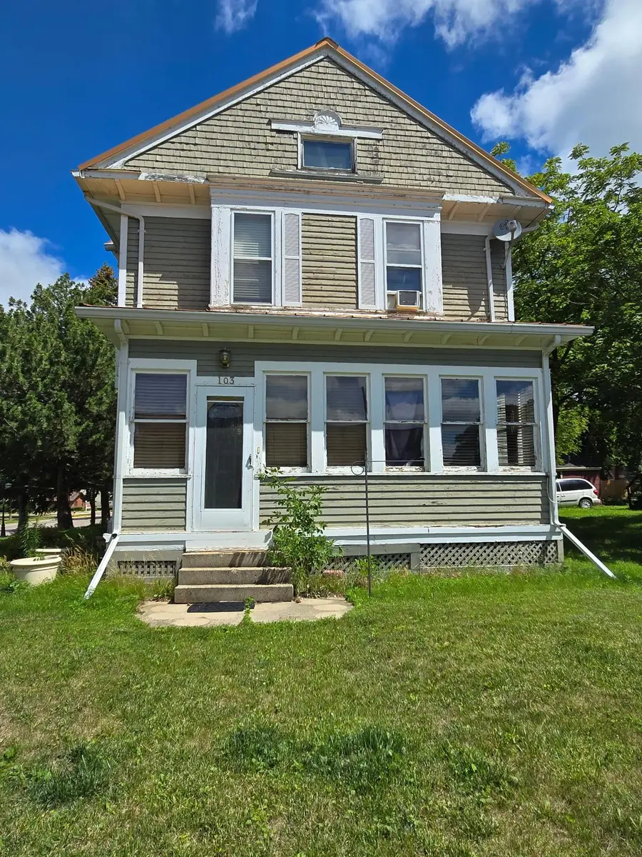 103 4th Street Se, Pipestone, MN 56164 - #3