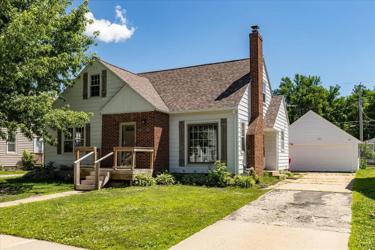 1108 12th Avenue Ne, Rochester, MN 55906 - #1