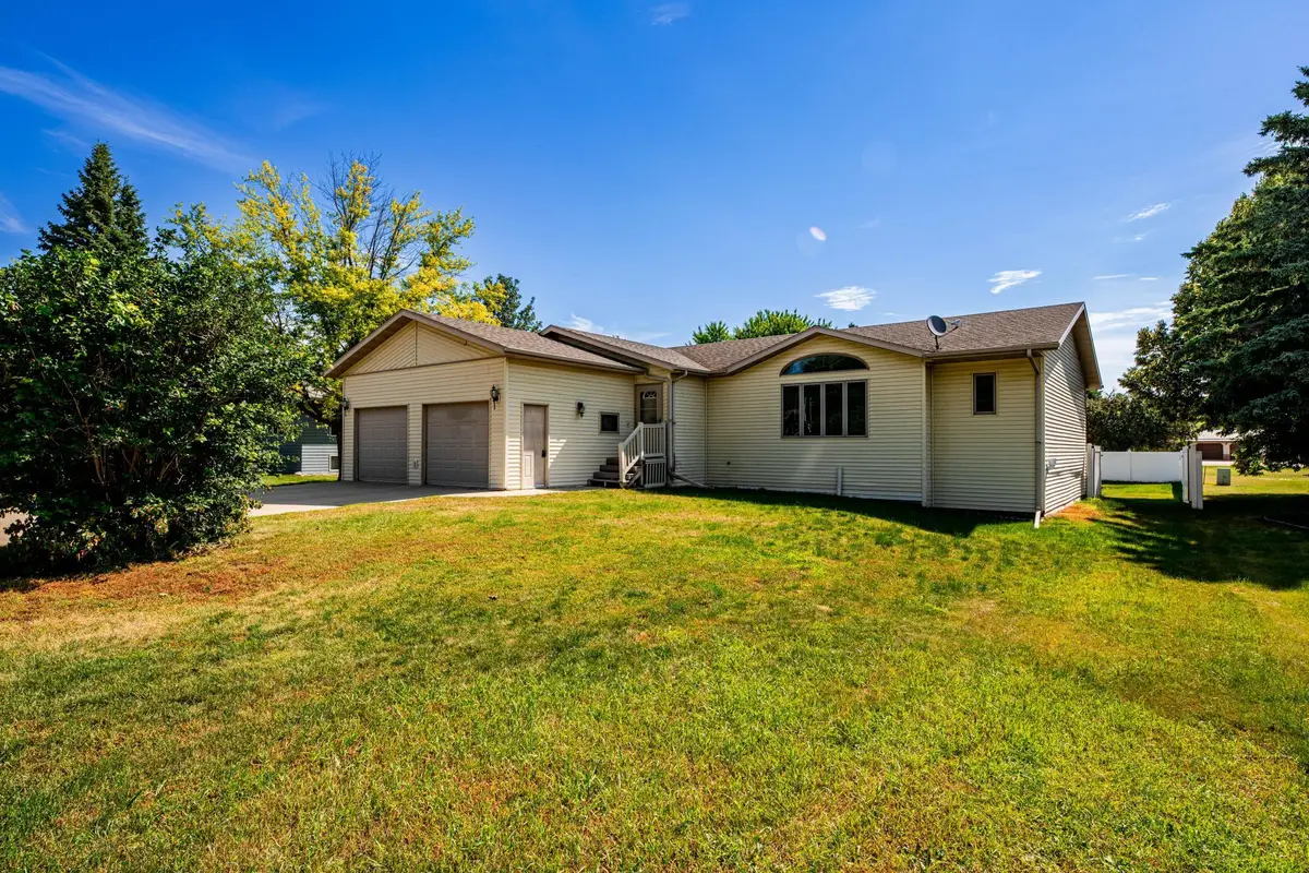 1105 Broadway Street, Lisbon, ND 58054 - #1