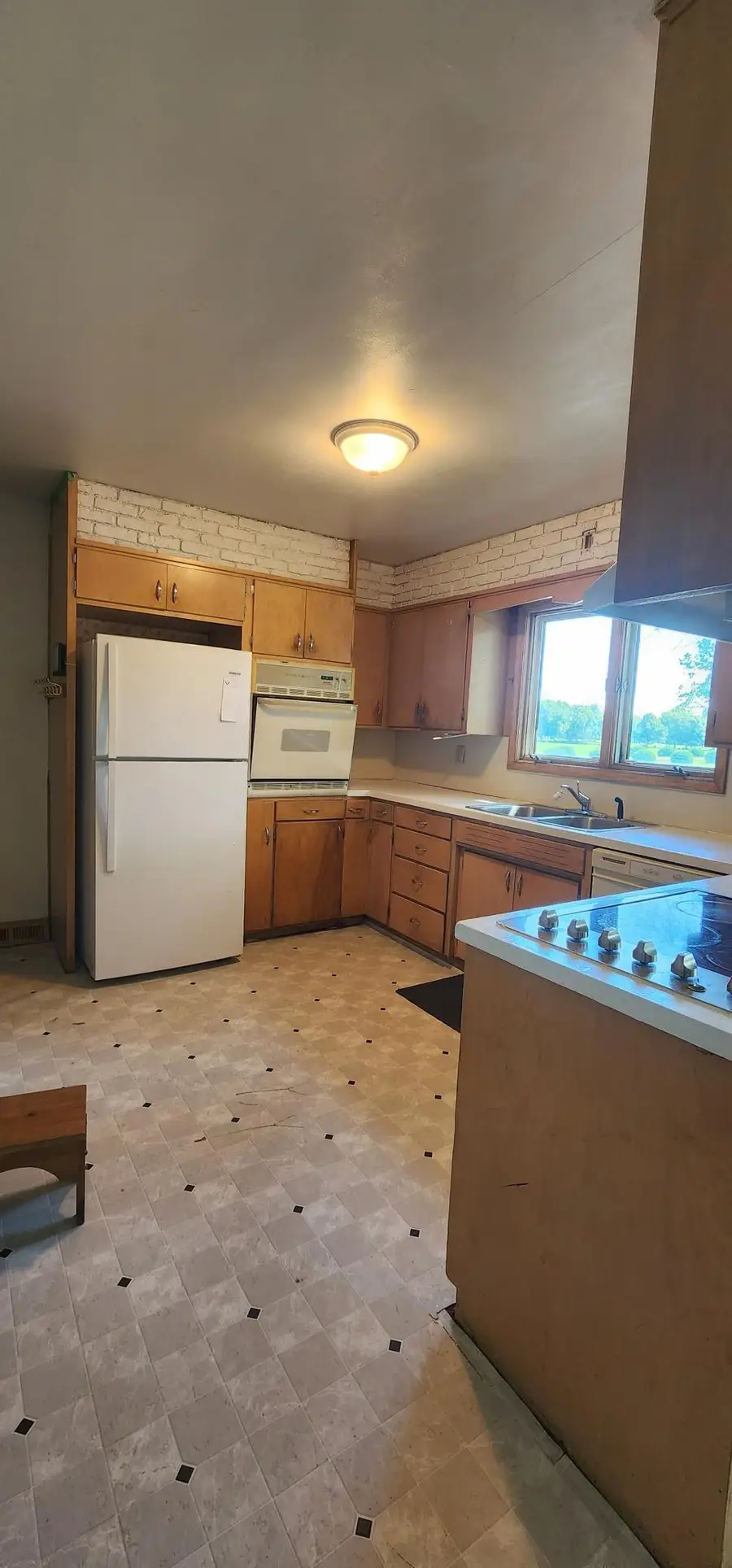 601 N Bruce Street, Marshall, MN 56258 - #3
