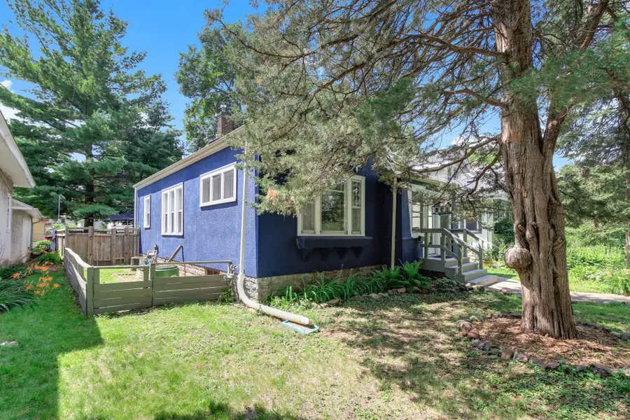3230 38th Avenue S, Minneapolis, MN 55406 - #2