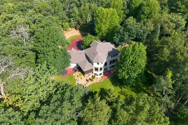 720 Timber Lane, Shoreview, MN 55126
