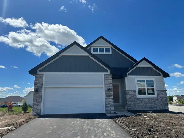 20027 Glarus Lane, Lakeville, MN 55044