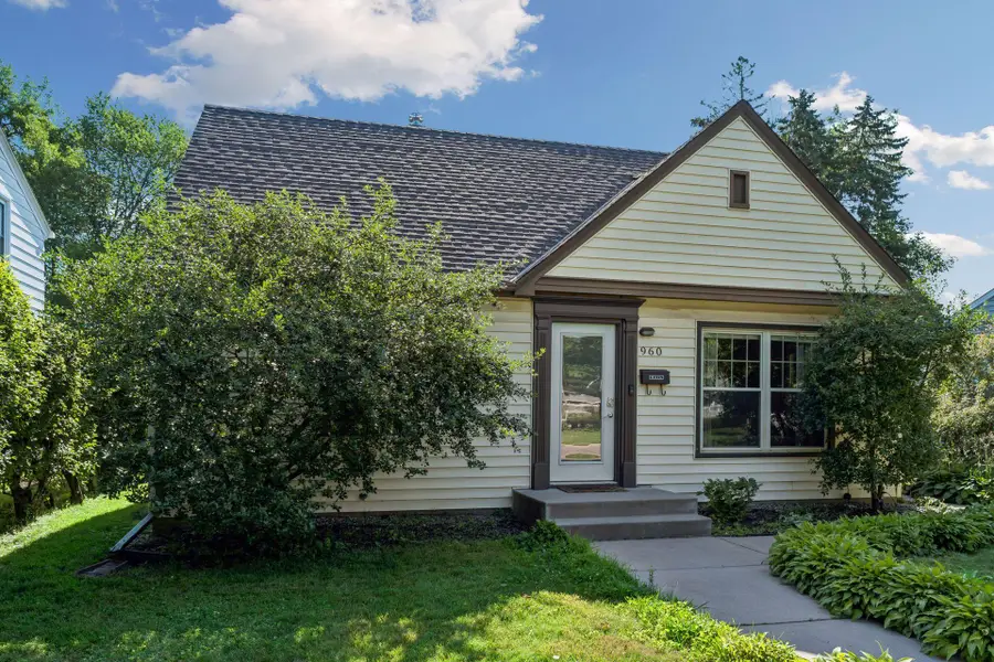 960 Hall Avenue, Saint Paul, MN 55118 - #2