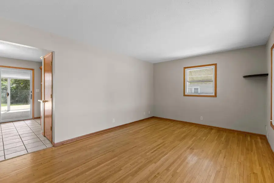 6133 Garbe Avenue, Woodbury, MN 55125 - #2