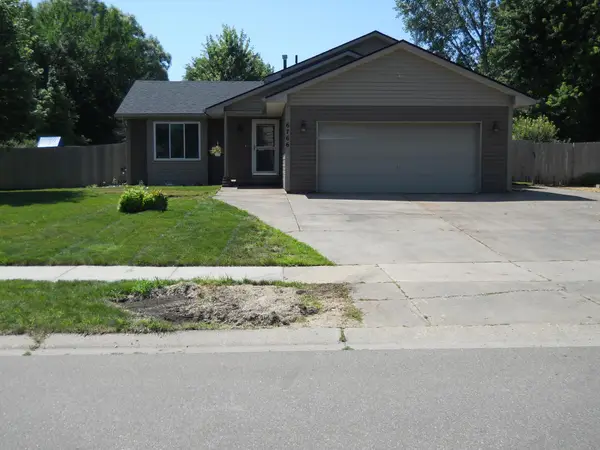 6766 175th Street W, Farmington, MN 55024