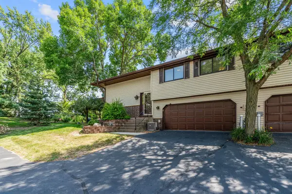 10717 Yukon Avenue S, Minneapolis, MN 55438