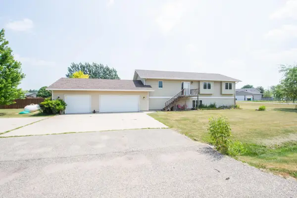 421 Lind Boulevard, Harwood, ND 58042