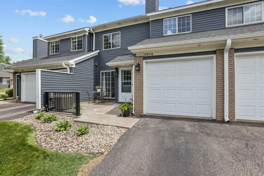 1795 Donegal Drive #8, Woodbury, MN 55125 - #2