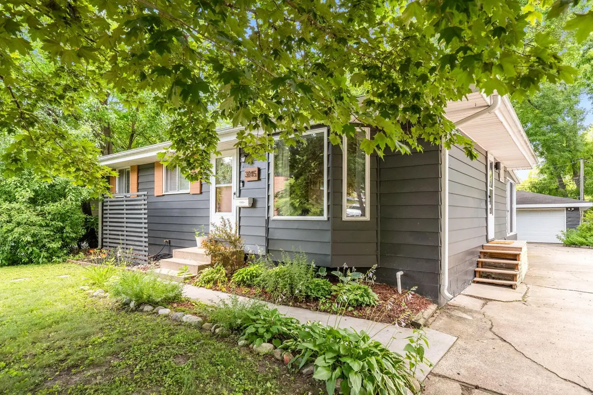 3145 Grimes Avenue N, Robbinsdale, MN 55422 - #1