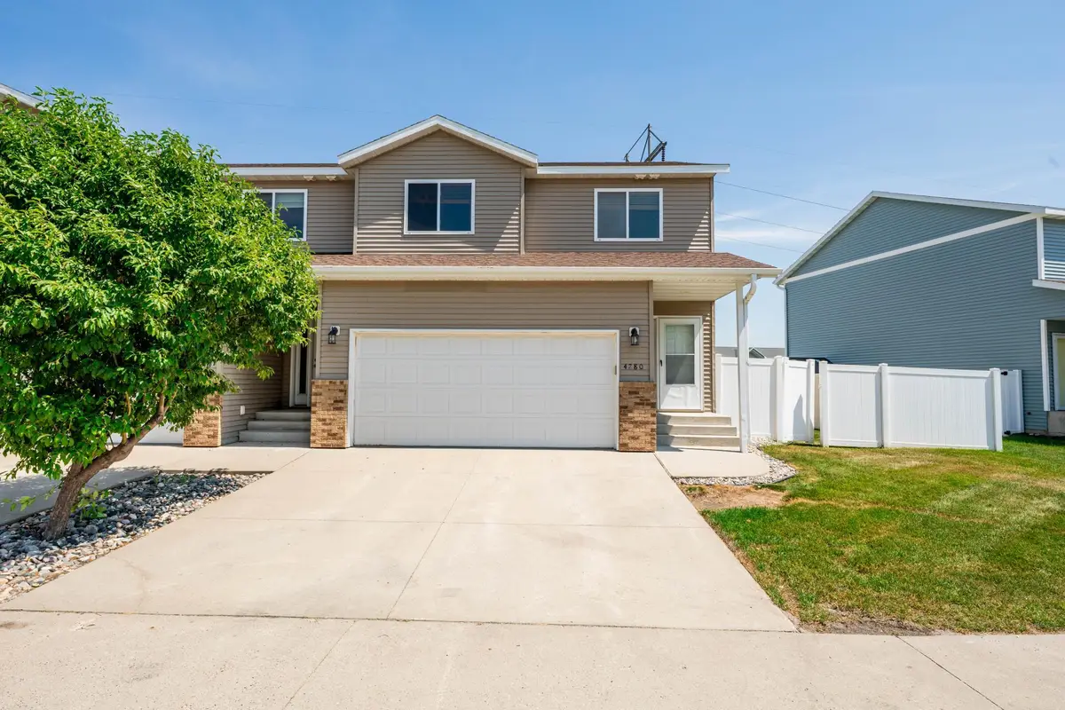 4280 Estate Drive S, Fargo, ND 58104 - #1