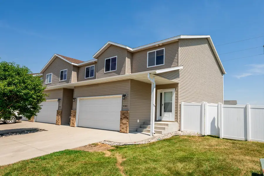 4280 Estate Drive S, Fargo, ND 58104 - #2