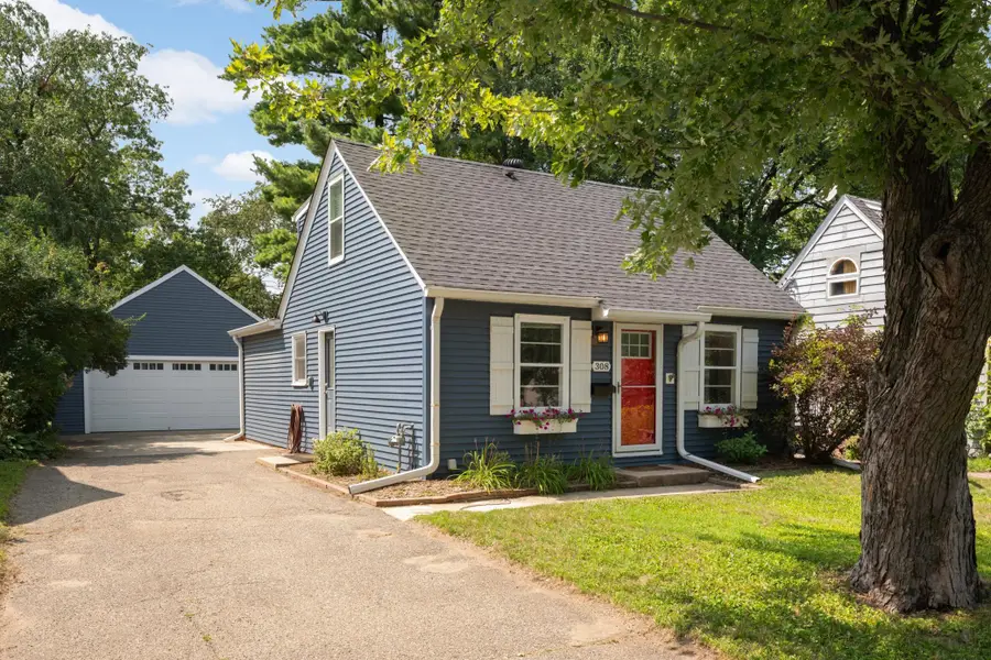 308 Van Buren Avenue S, Hopkins, MN 55343 - #2
