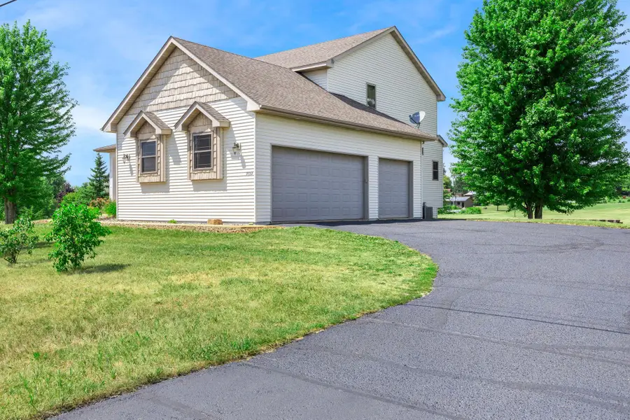 9352 67th Street Nw, Annandale, MN 55302 - #2