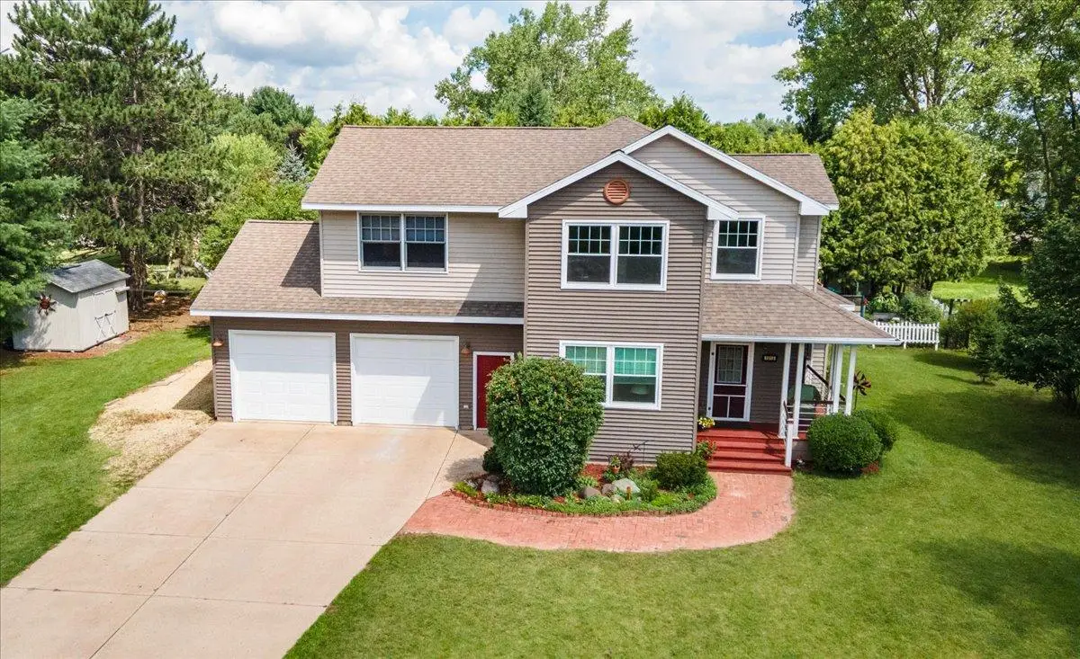 1015 Prairie Circle, Menomonie, WI 54751 - #1