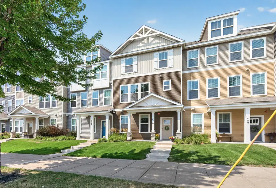 1470 Old Highway 8 Nw, Saint Paul, MN 55112 - #2