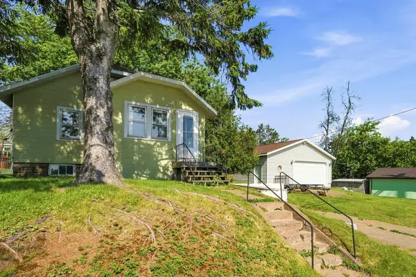 105 N Boundary Avenue, Duluth, MN 55810