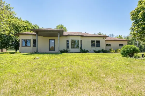 13261 Marystown Road, Shakopee, MN 55379