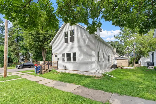 654 Winslow Avenue, Saint Paul, MN 55107