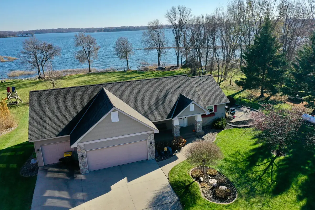 7585 12th Street Nw, Willmar, MN 56201 - #1
