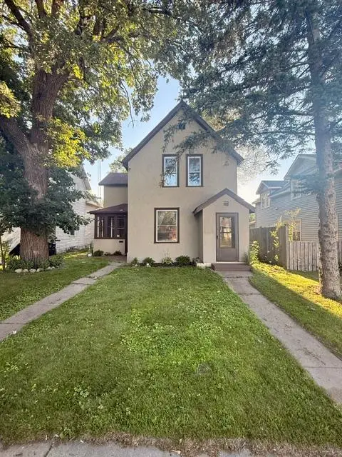 507 2nd Street Ne, Little Falls, MN 56345
