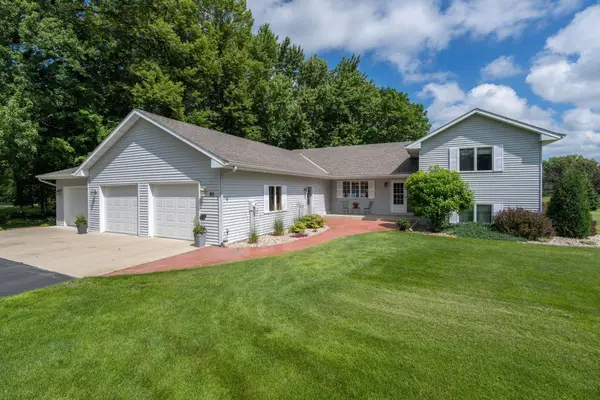 80 Canterbury Court, Mankato, MN 56001