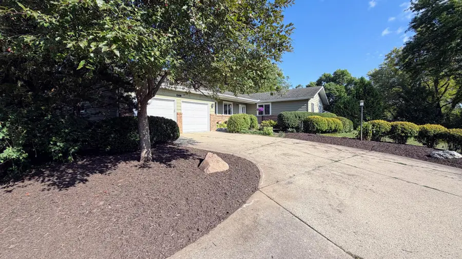 1308 Prairie Street S, Northfield, MN 55057 - #3