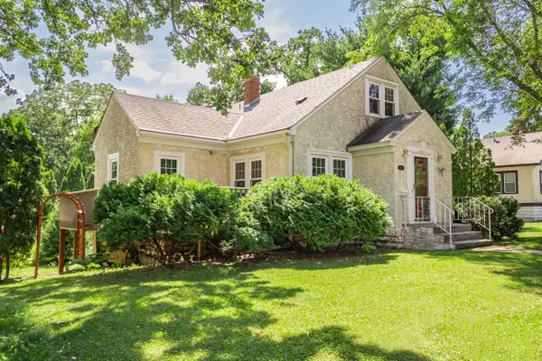 1017 Main Street Nw, Elk River, MN 55330