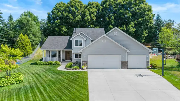 16770 Javelin Avenue, Lakeville, MN 55044
