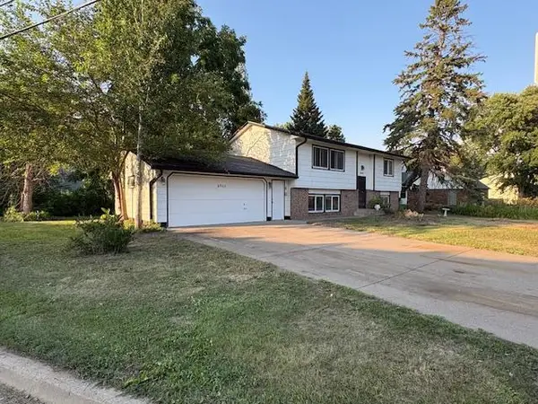 6908 64th Avenue N, Minneapolis, MN 55428