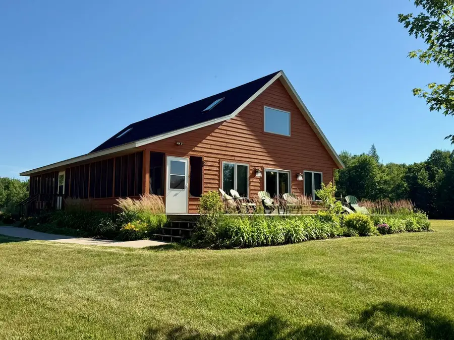 38252 Cloverdale Road, Hinckley, MN 55037 - #2