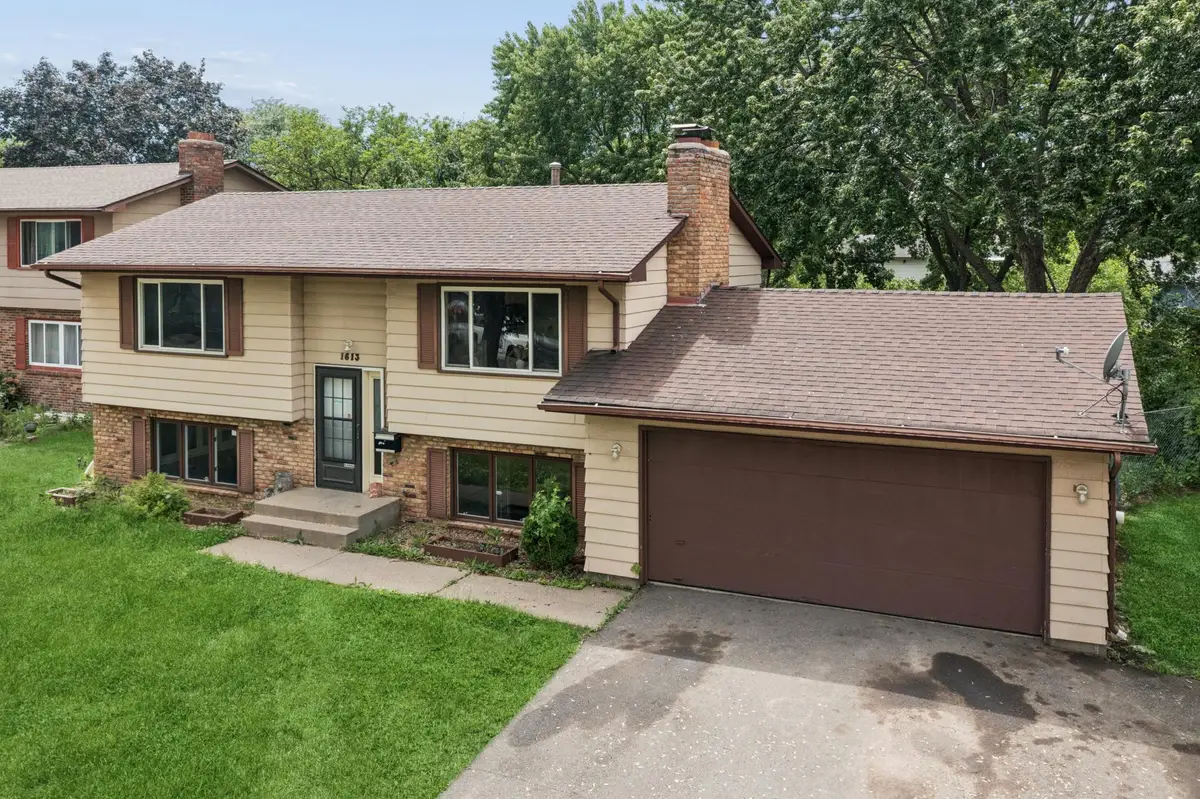 1613 Lyn Curve Avenue N, Minneapolis, MN 55411 - #1