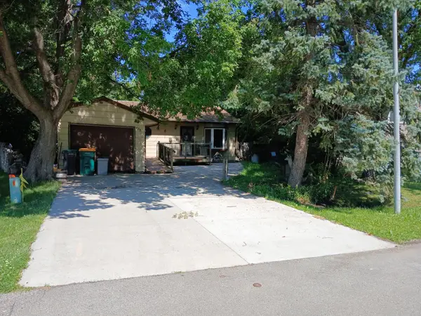 628 Willow Court, Horace, ND 58047