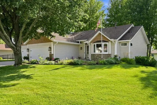9278 Jergen Avenue S, Cottage Grove, MN 55016