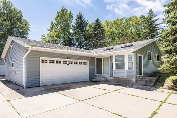 3974 Woodview Drive, Saint Paul, MN 55127