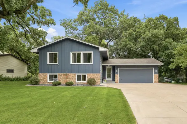 12295 Heather Street Nw, Coon Rapids, MN 55433