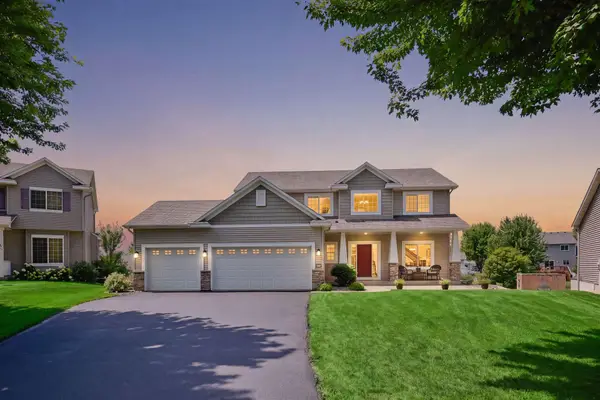 1235 Pine Square, Waconia, MN 55387