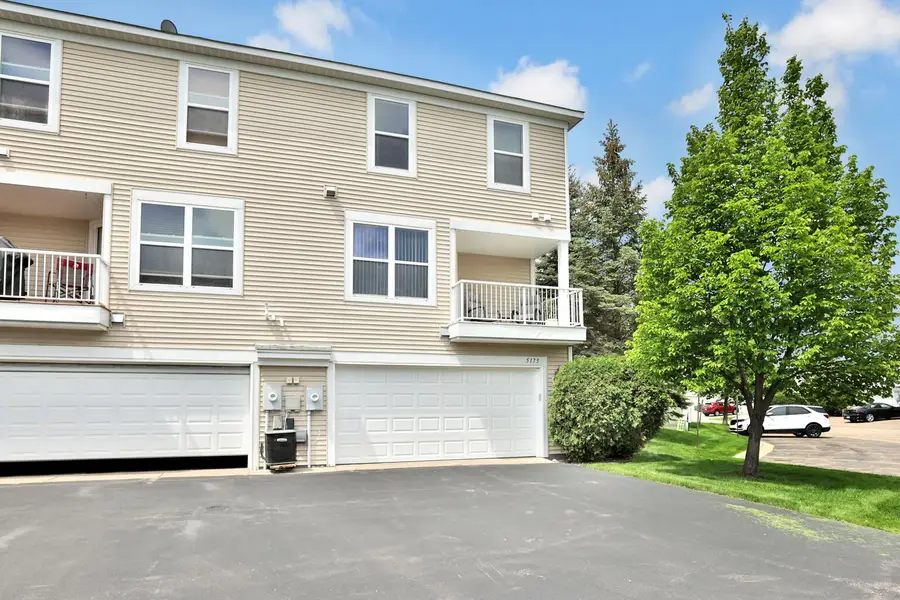 5175 Fairpoint Drive N, Hugo, MN 55038 - #2