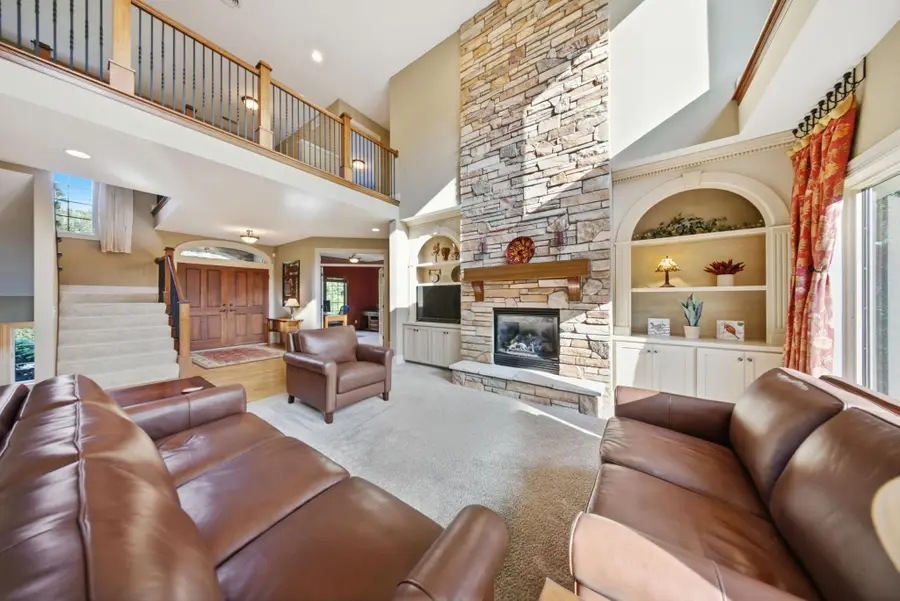 905 Highlander Trail, Hudson, WI 54016 - #2