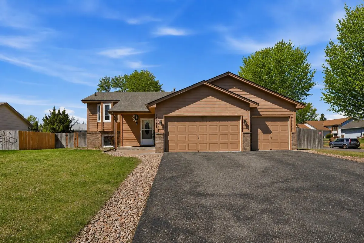 12048 Zea Street Nw, Coon Rapids, MN 55433 - #1